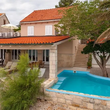 Luxury Beachfront Gracia Grande With Private Pool At The In - Peljesac Orebić