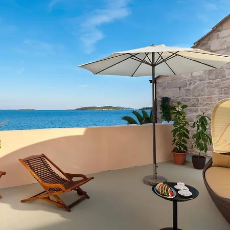 Luxury Beachfront Gracia Grande With Private Pool At The In - Peljesac *