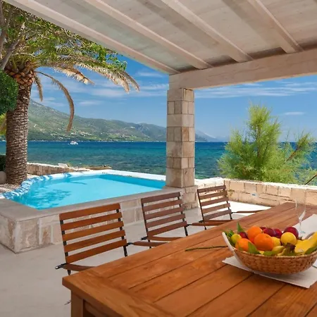 Villa Luxury Beachfront Gracia Grande With Private Pool At The In - Peljesac *