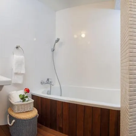 Luxury Beachfront Gracia Grande With Private Pool At The In - Peljesac Villa