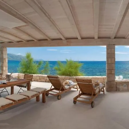 Villa Luxury Beachfront Gracia Grande With Private Pool At The In - Peljesac *